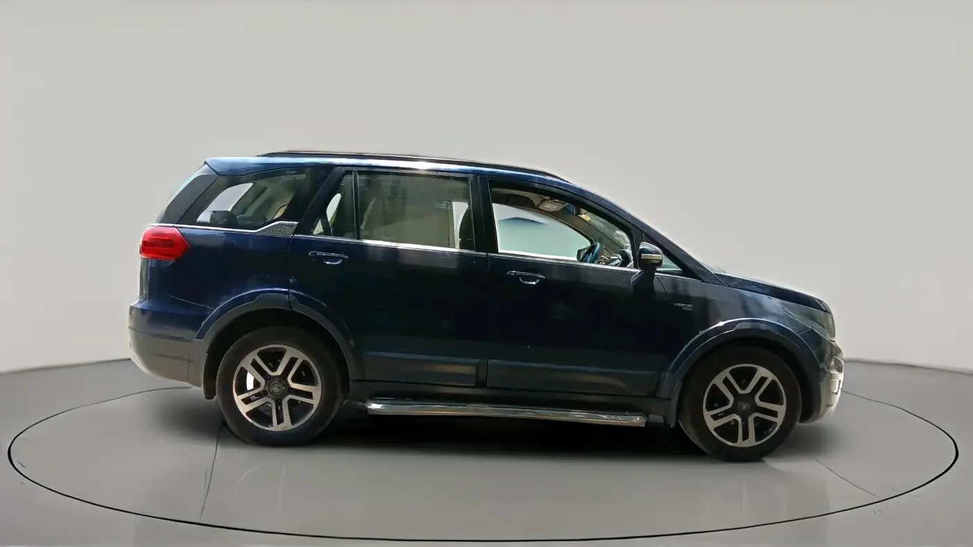 2017 Tata Hexa XT 4X2 7 STR, Diesel, Manual, 1,62,000 km, exterior