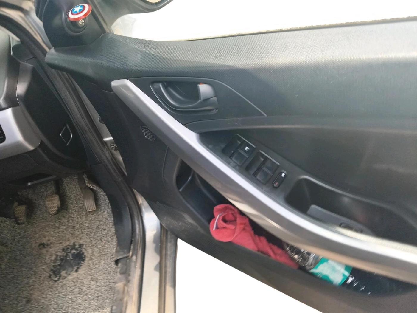 2021 Tata NEXON XM DIESEL, Diesel, Manual, 90,405 km, interior