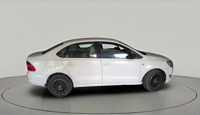 2015 Skoda Rapid 1.5 TDI CR ELEGANCE AT, Diesel, Automatic, 82,697 km, exterior