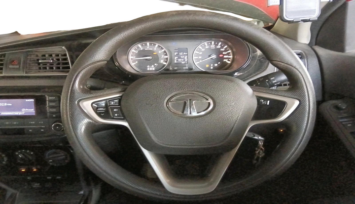 2015 Tata Bolt XMS REVOTRON, CNG, Manual, 68,880 km, interior