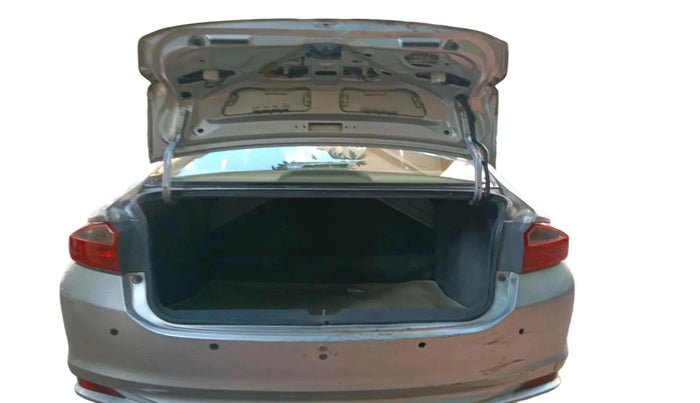 2014 Honda City 1.5L I-VTEC SV, Petrol, Manual, 2,25,233 km, exterior