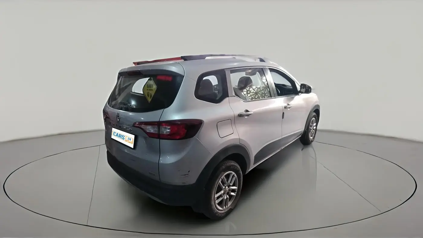2021 Renault TRIBER RXT, Petrol, Manual, 5,00,050 km, exterior