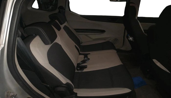 2021 Renault TRIBER RXT, Petrol, Manual, 5,00,050 km, interior