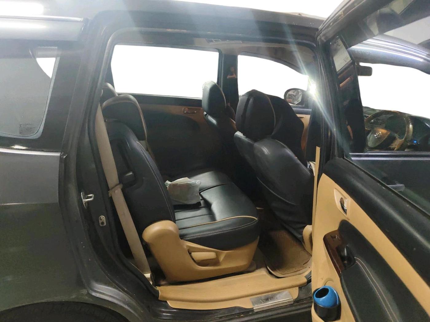 2014 Maruti Ertiga VXI, Petrol, Manual, 84,940 km, interior
