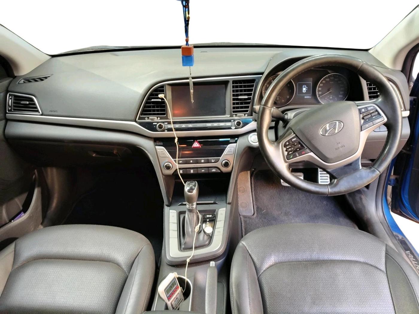2018 Hyundai New Elantra 2.0 SX(O) AT PETROL, Petrol, Automatic, 64,464 km, interior