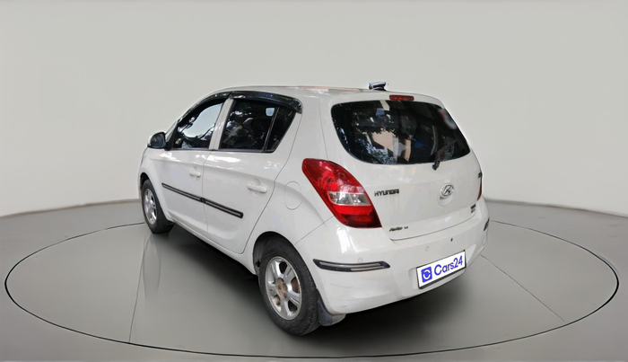 2011 Hyundai i20 ASTA 1.4 AT, CNG, Automatic, 61,077 km, exterior