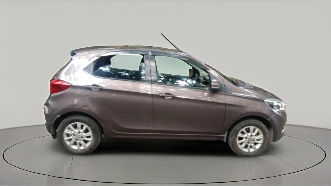2018 Tata Tiago XZ PETROL, Petrol, Manual, 44,621 km, exterior