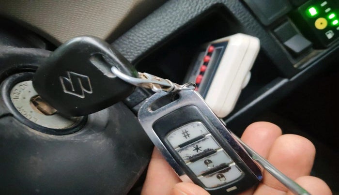 2013 Maruti Wagon R 1.0 LXI CNG, CNG, Manual, 1,72,387 km, interior