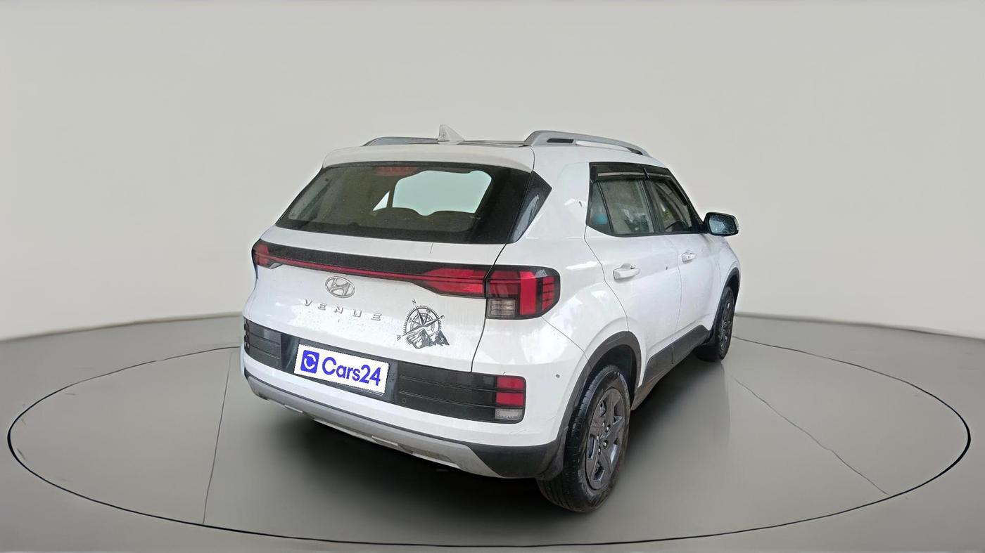 2024 Hyundai VENUE S PLUS 1.5 CRDI, Diesel, Manual, 16,698 km, exterior