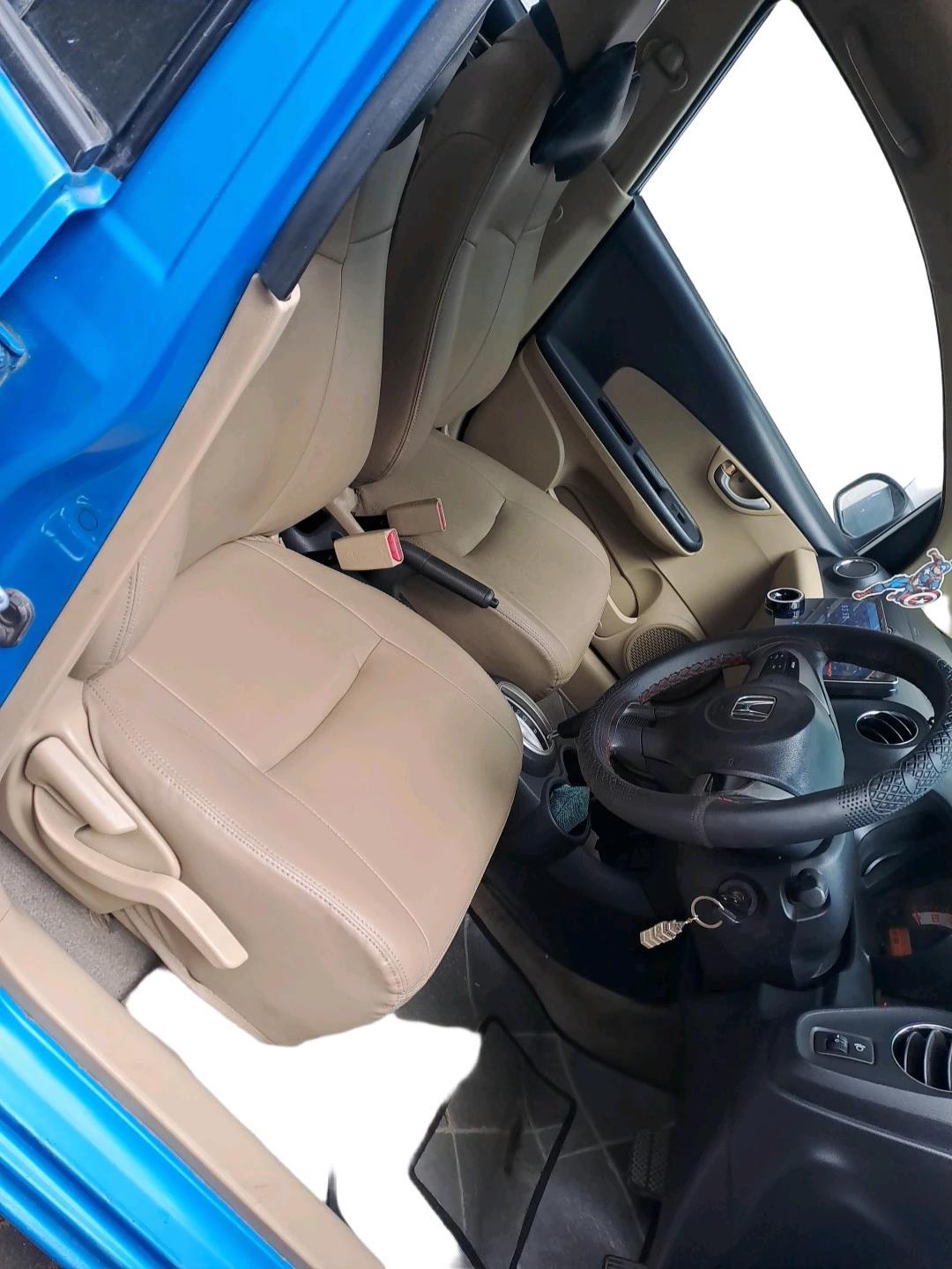 2014 Honda Brio VX AT, Petrol, Automatic, 30,837 km, interior