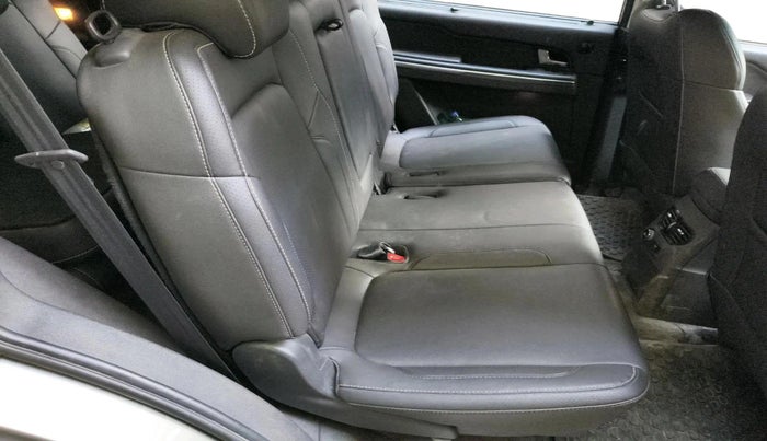 2018 Tata Hexa XT 4X2 7 STR, Diesel, Manual, 51,616 km, interior