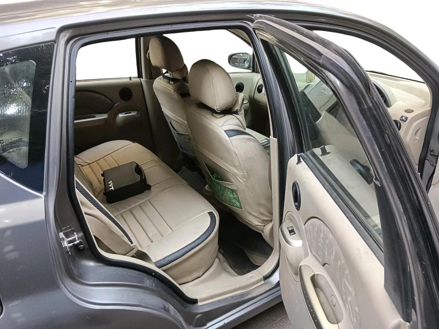 2010 Chevrolet Aveo U VA LS 1.2, CNG, Manual, 38,325 km, interior