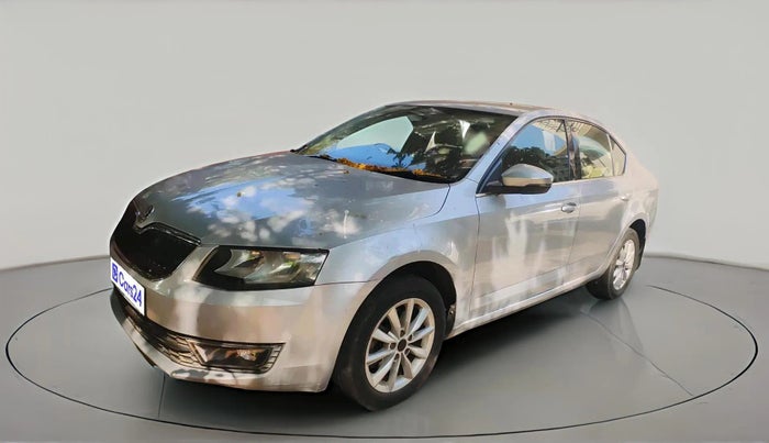 2013 Skoda Octavia AMBITION 2.0 TDI, Diesel, Manual, 1,04,575 km, exterior
