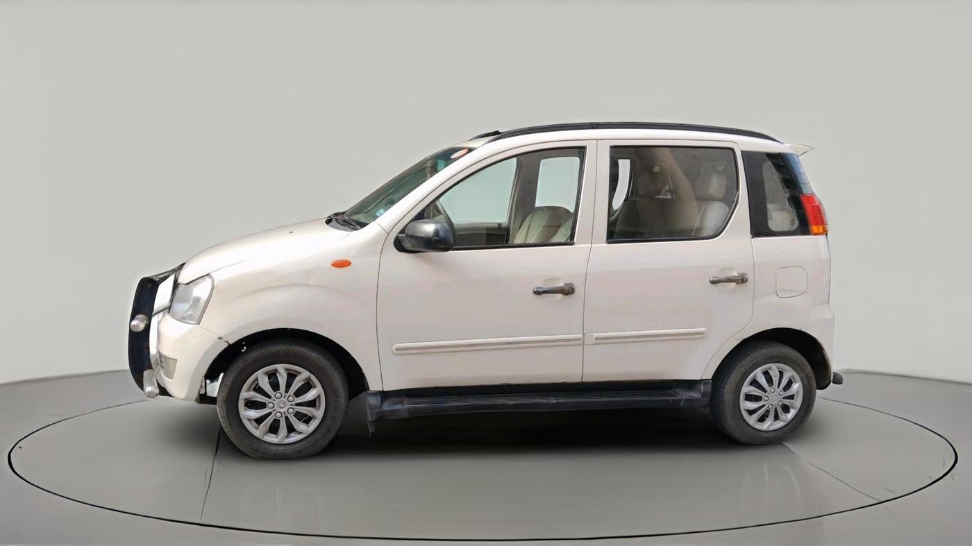 2013 Mahindra Quanto C6, Diesel, Manual, 91,951 km, exterior