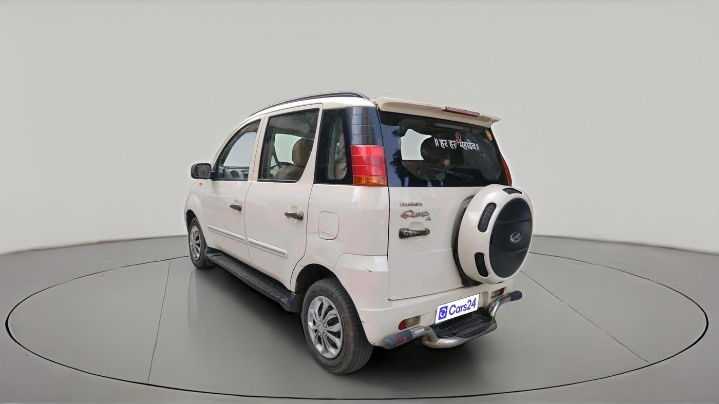 2013 Mahindra Quanto C6, Diesel, Manual, 91,951 km, exterior