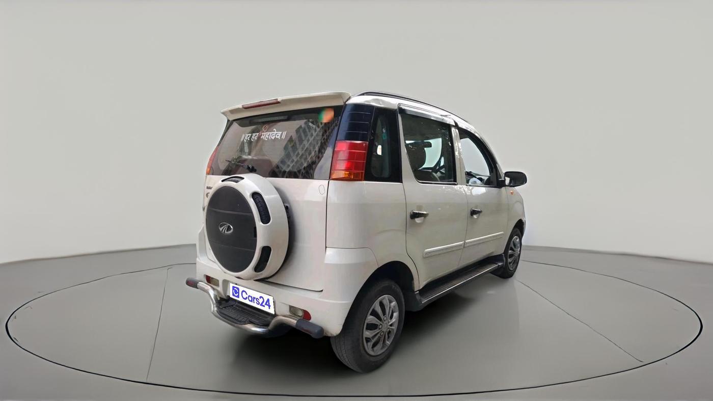 2013 Mahindra Quanto C6, Diesel, Manual, 91,951 km, exterior