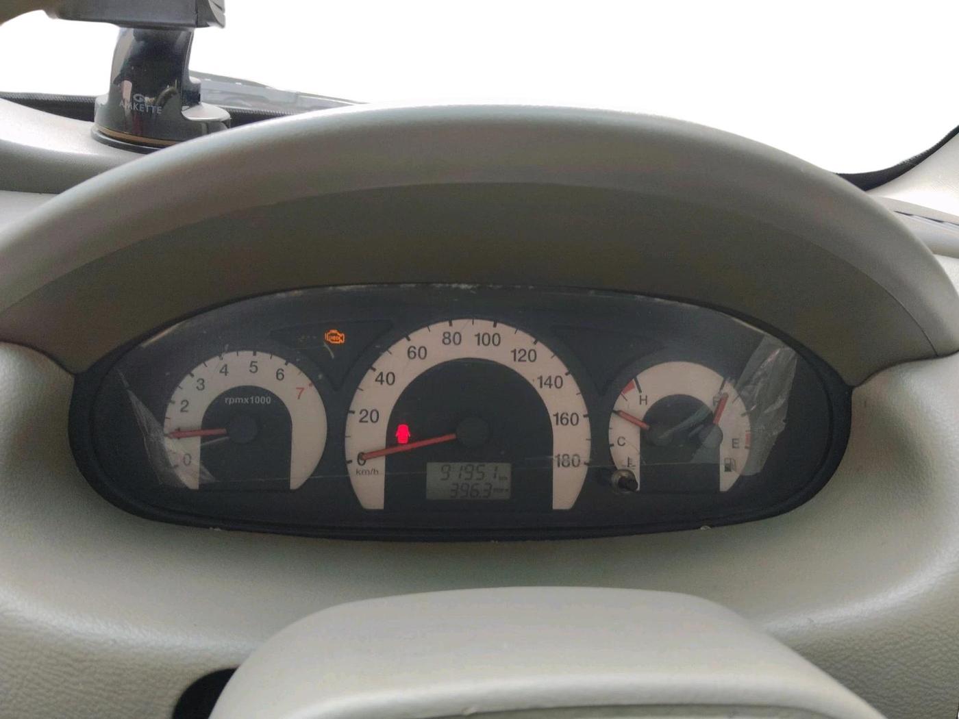 2013 Mahindra Quanto C6, Diesel, Manual, 91,951 km, interior