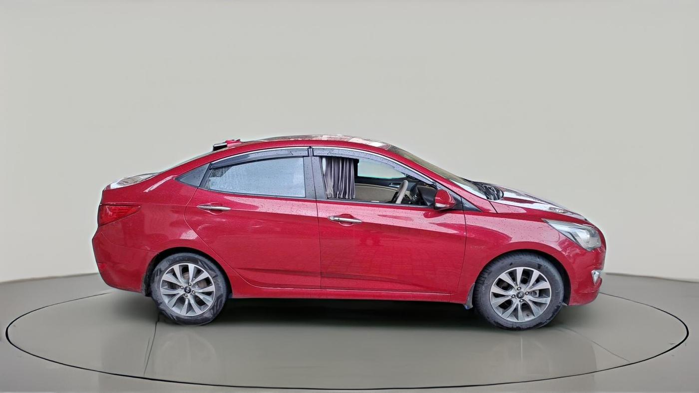 2015 Hyundai Verna FLUIDIC 4S 1.6 VTVT S AT, CNG, Automatic, 84,104 km, exterior