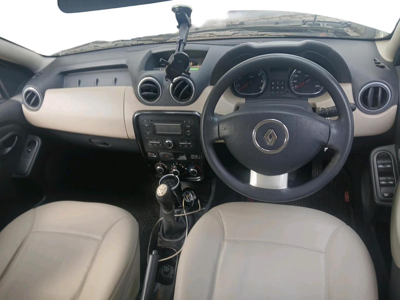 2013 Renault Duster 85 PS RXL DIESEL, Diesel, Manual, 68,964 km, interior