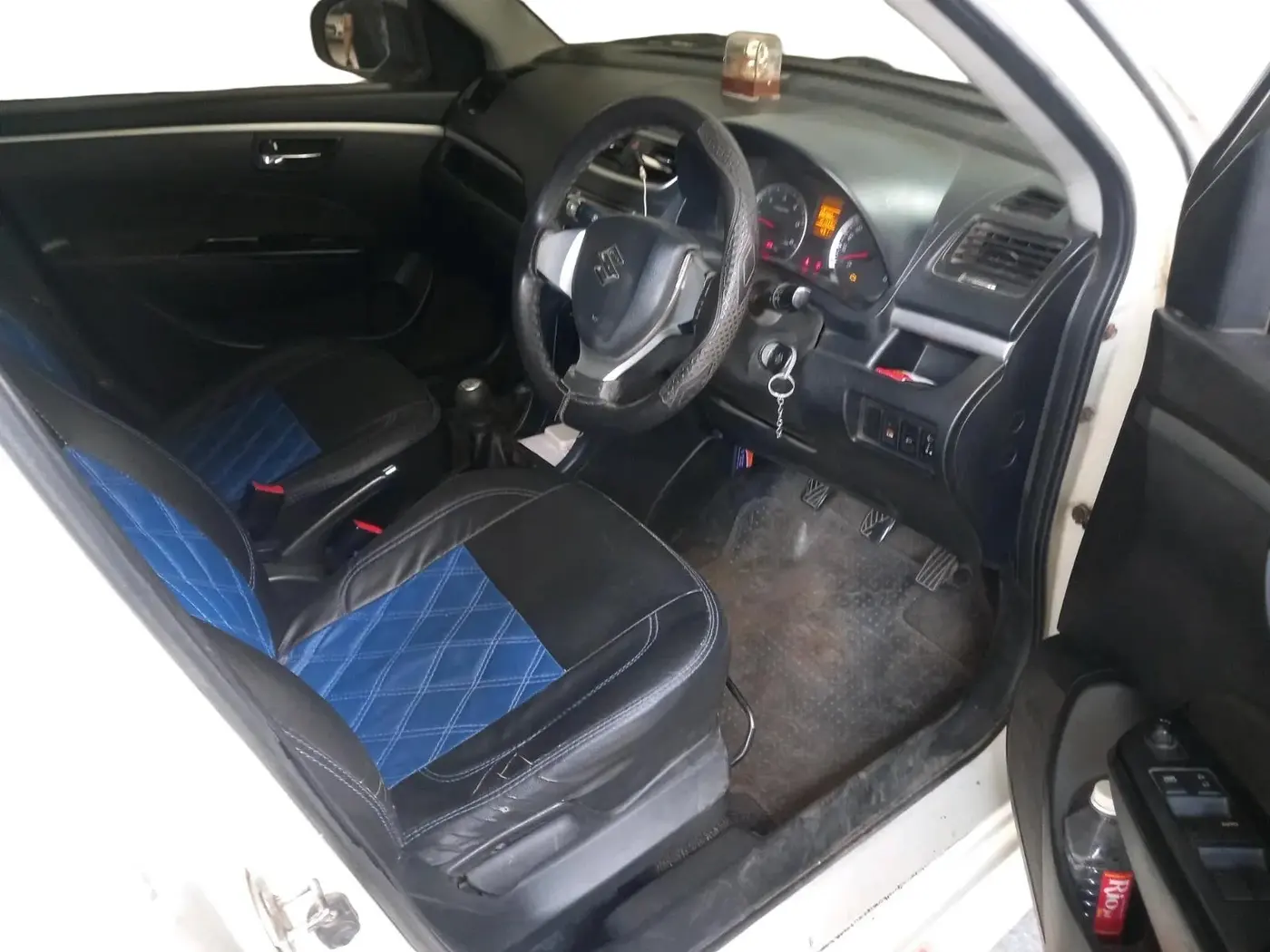 2012 Maruti Swift VDI, Diesel, Manual, 1,01,333 km, interior