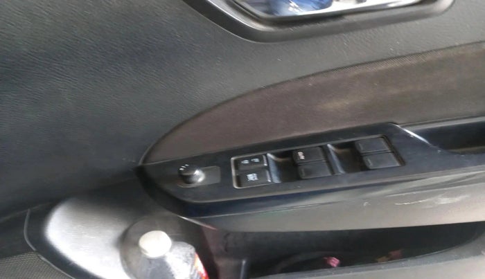 2012 Maruti Swift VDI, Diesel, Manual, 1,01,333 km, interior