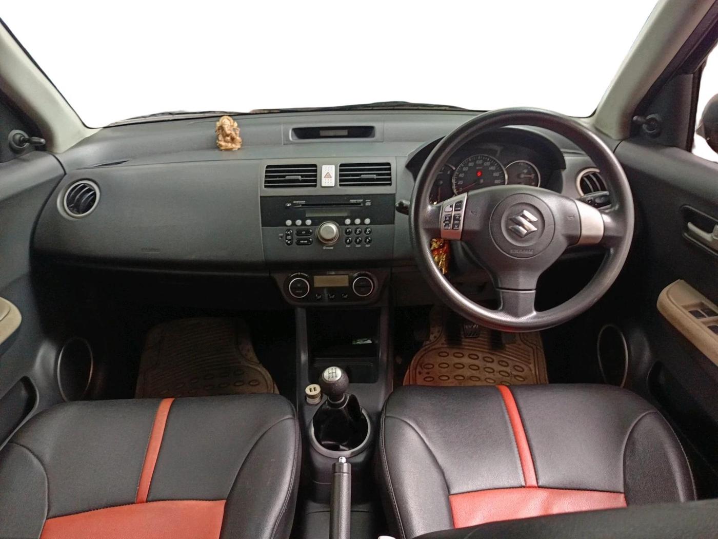 2011 Maruti Swift Dzire ZXI, Petrol, Manual, 1,06,018 km, interior