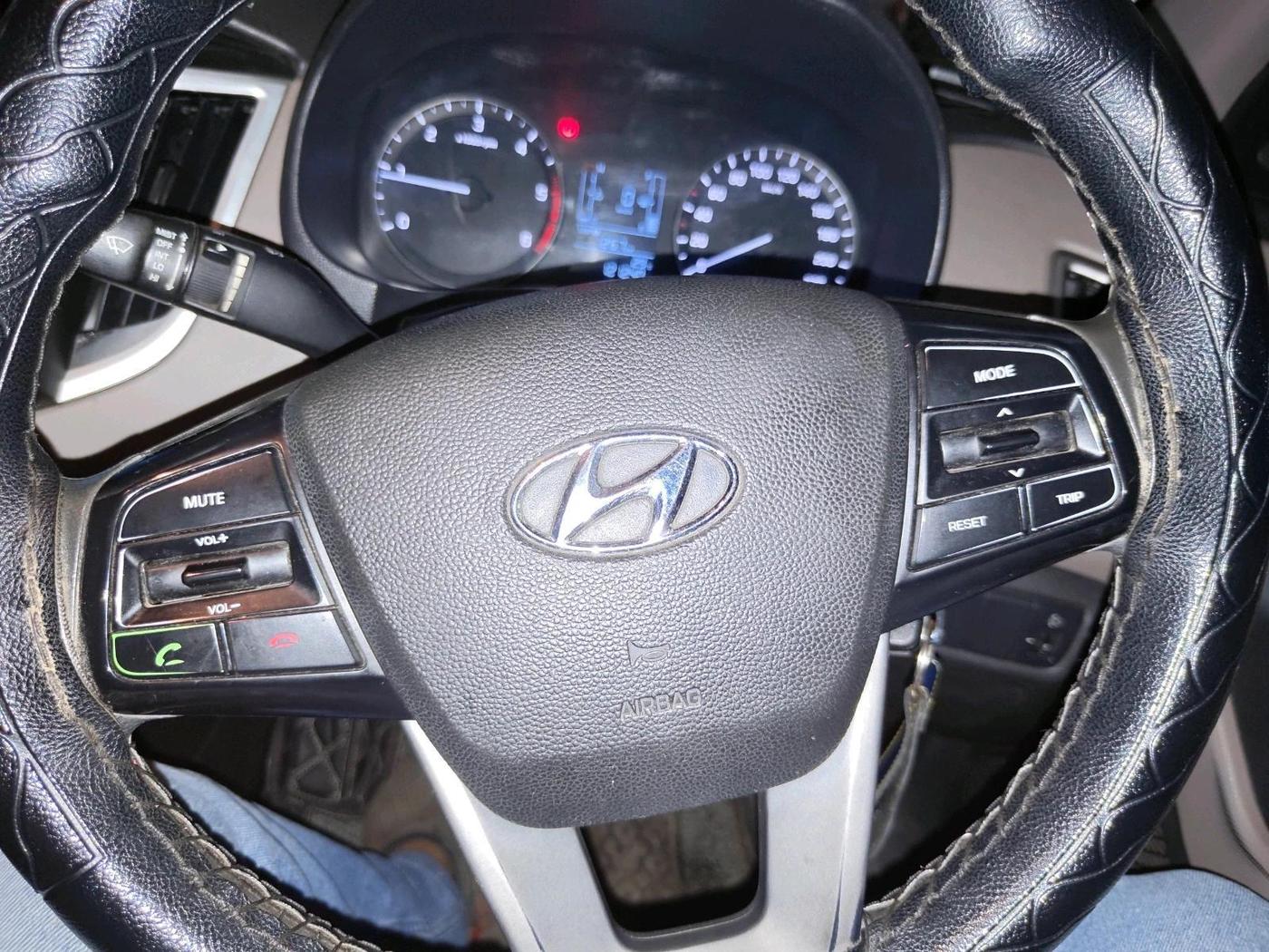 2015 Hyundai Creta S PLUS 1.4 DIESEL, Diesel, Manual, 1,21,240 km, interior