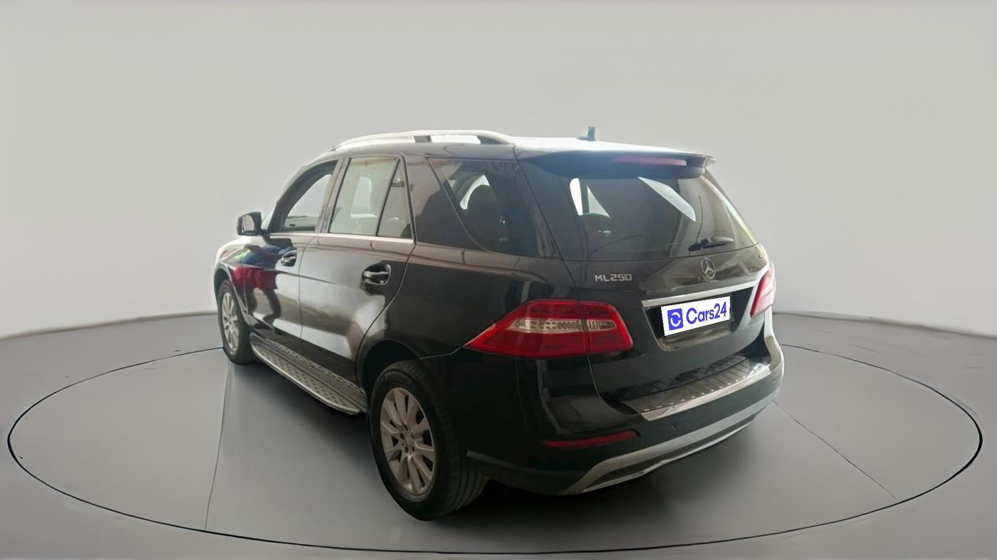 2013 Mercedes Benz Ml Class 250 CDI, Diesel, Automatic, 1,11,355 km, exterior