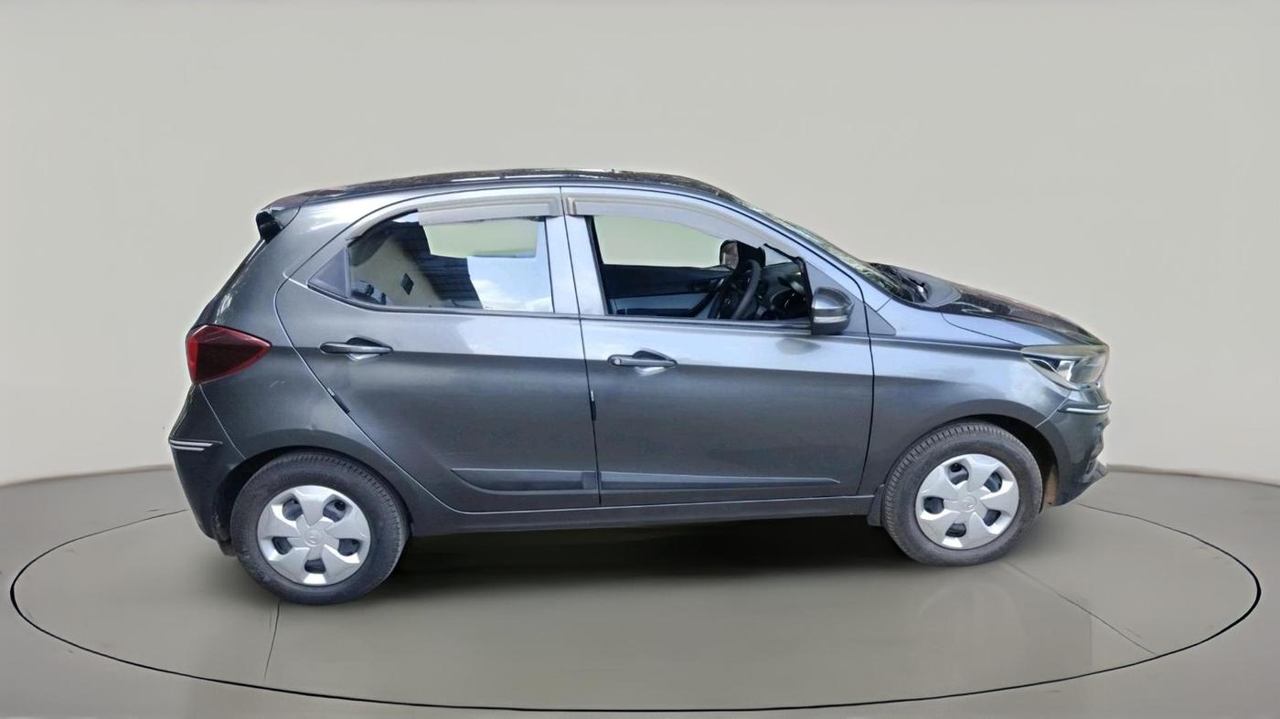 2020 Tata Tiago XT PETROL, Petrol, Manual, 23,210 km, exterior