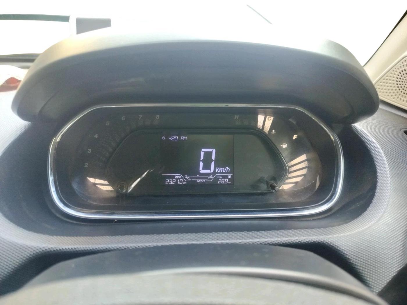 2020 Tata Tiago XT PETROL, Petrol, Manual, 23,210 km, interior