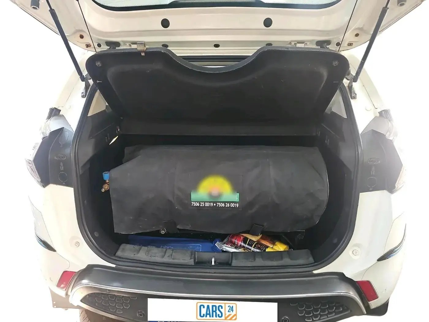 2018 Tata NEXON XZA PLUS PETROL, CNG, Automatic, 35,017 km, exterior