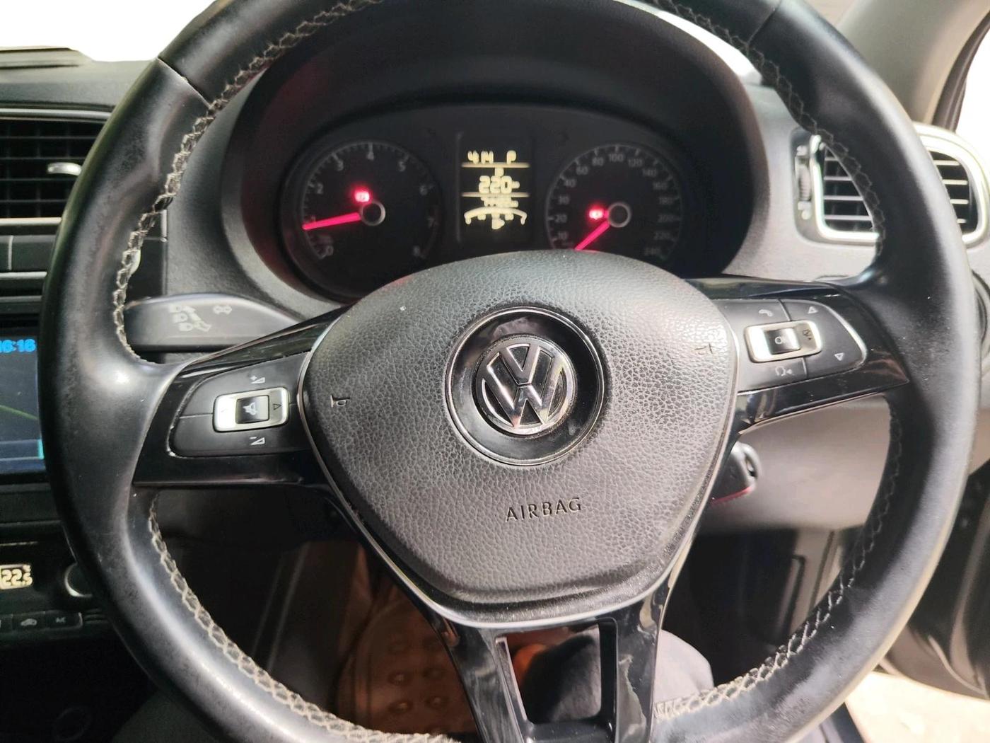 2015 Volkswagen Polo GT TSI AT, Petrol, Automatic, 74,422 km, interior