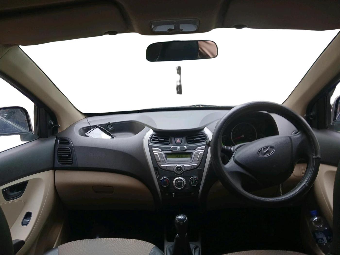2015 Hyundai Eon MAGNA +, Petrol, Manual, 22,265 km, interior