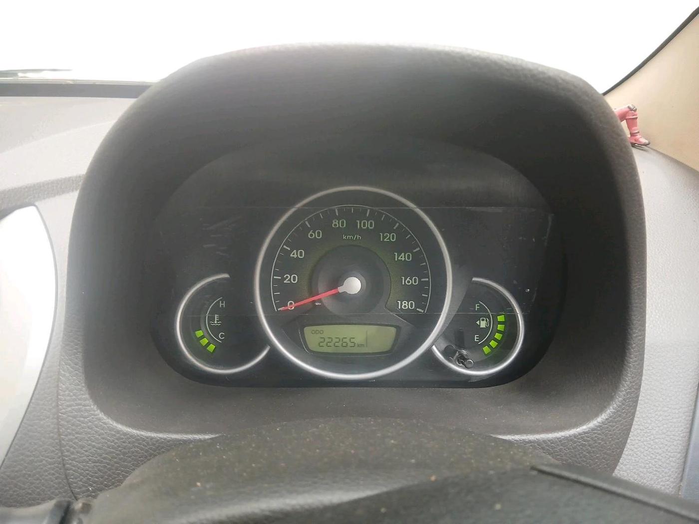 2015 Hyundai Eon MAGNA +, Petrol, Manual, 22,265 km, interior