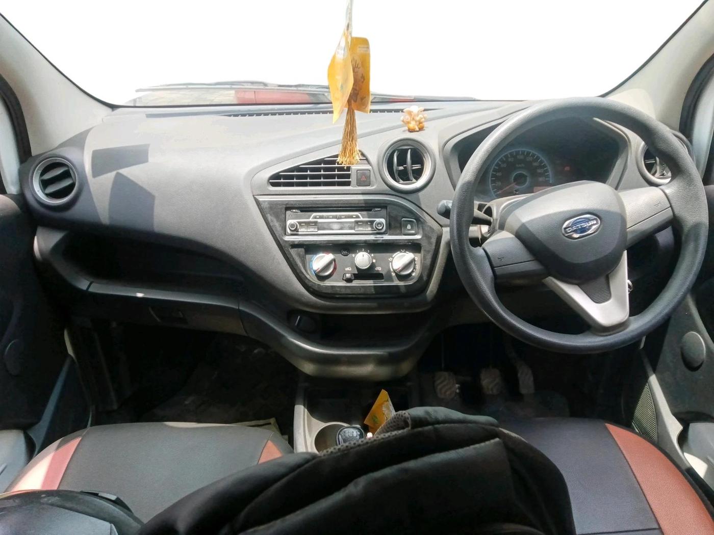 2017 Datsun Redi Go T (O), CNG, Manual, 14,047 km, interior