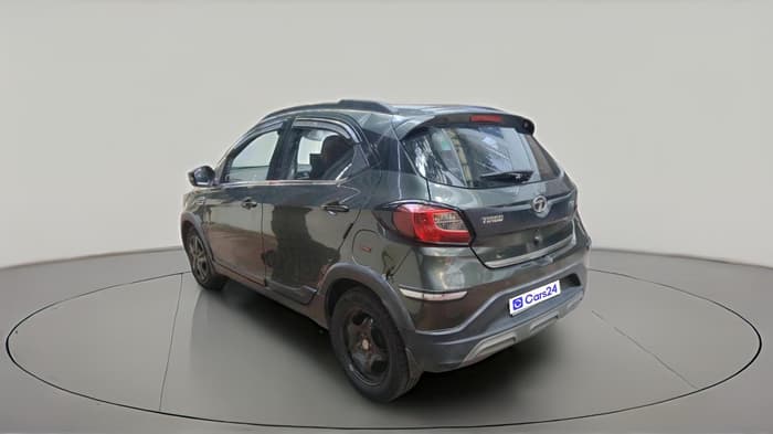 2021 Tata TIAGO NRG XZ AMT, Petrol, Automatic, 34,027 km, exterior