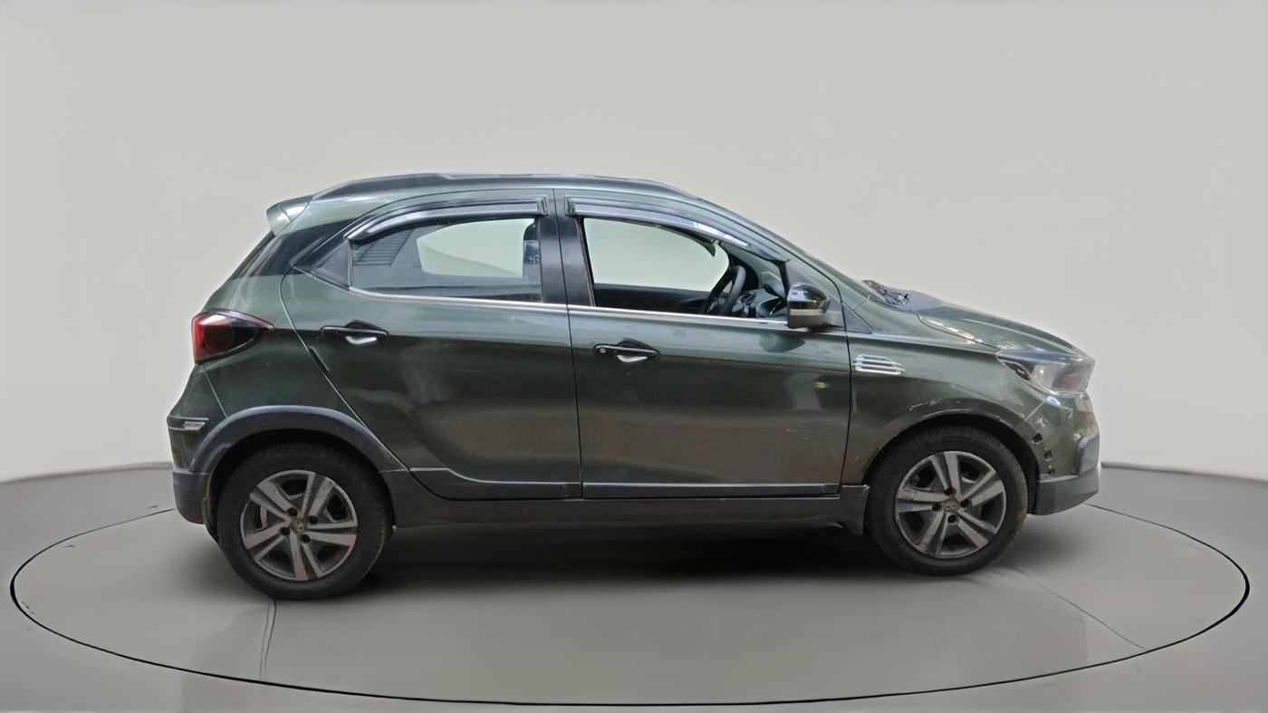 2021 Tata TIAGO NRG XZ AMT, Petrol, Automatic, 34,027 km, exterior