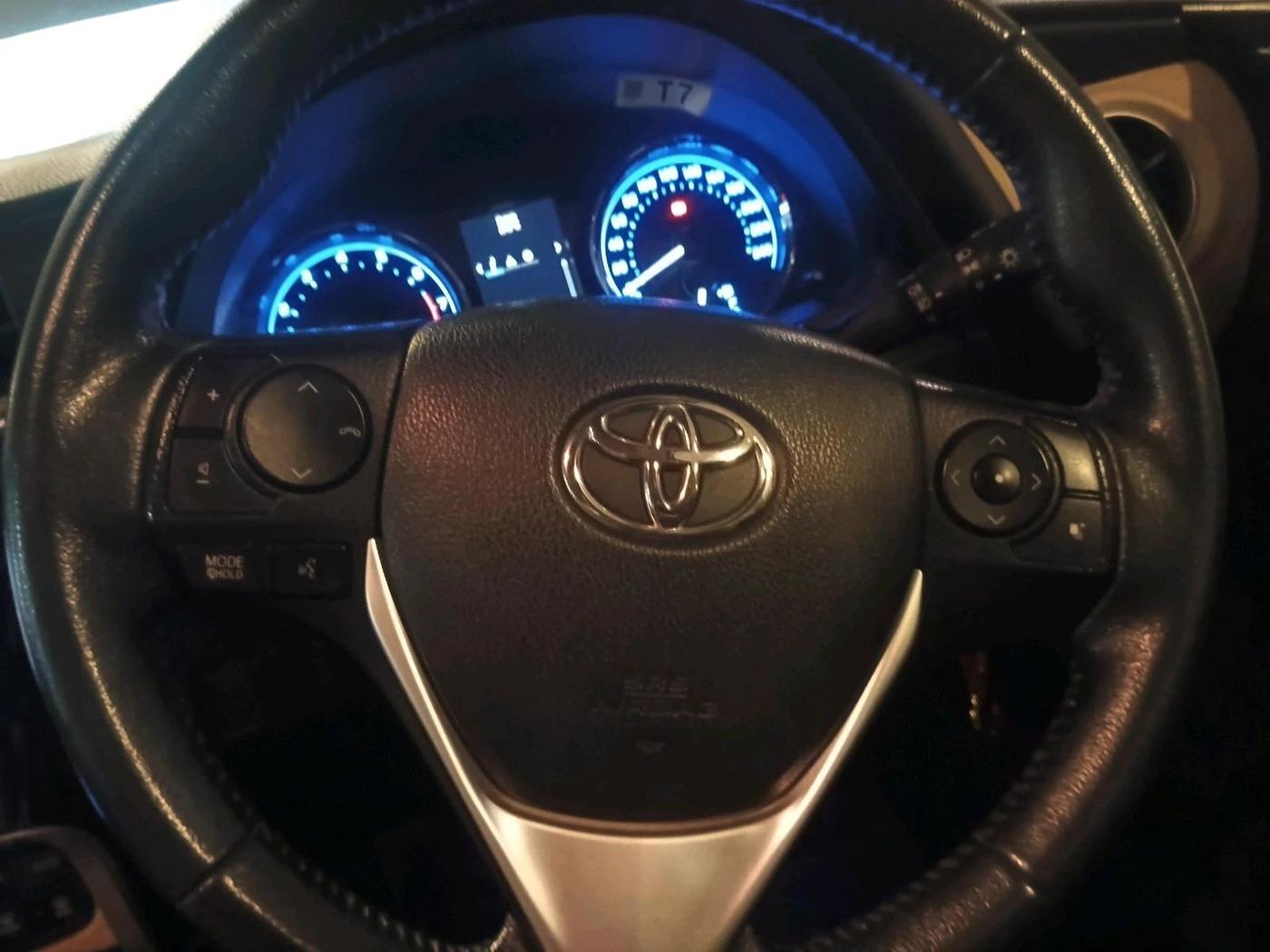 2017 Toyota Corolla Altis G PETROL, Petrol, Manual, 25,561 km, interior
