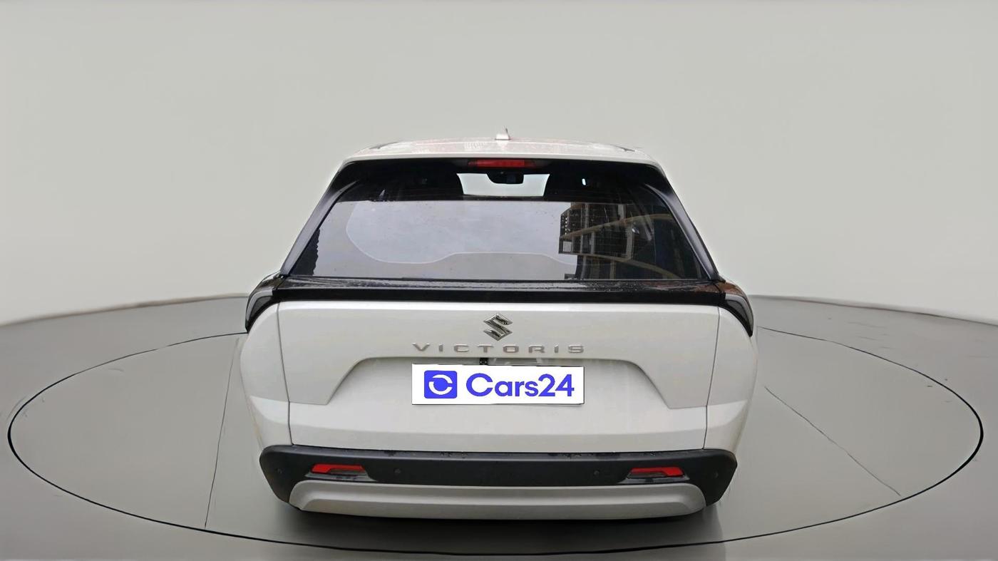 2025 Maruti Victoris Lxi 1.5 CNG MT, CNG, Manual, 17,143 km, exterior