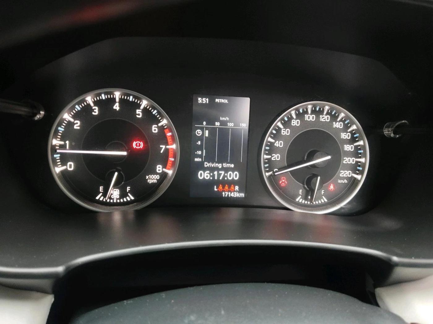 2025 Maruti Victoris Lxi 1.5 CNG MT, CNG, Manual, 17,143 km, interior