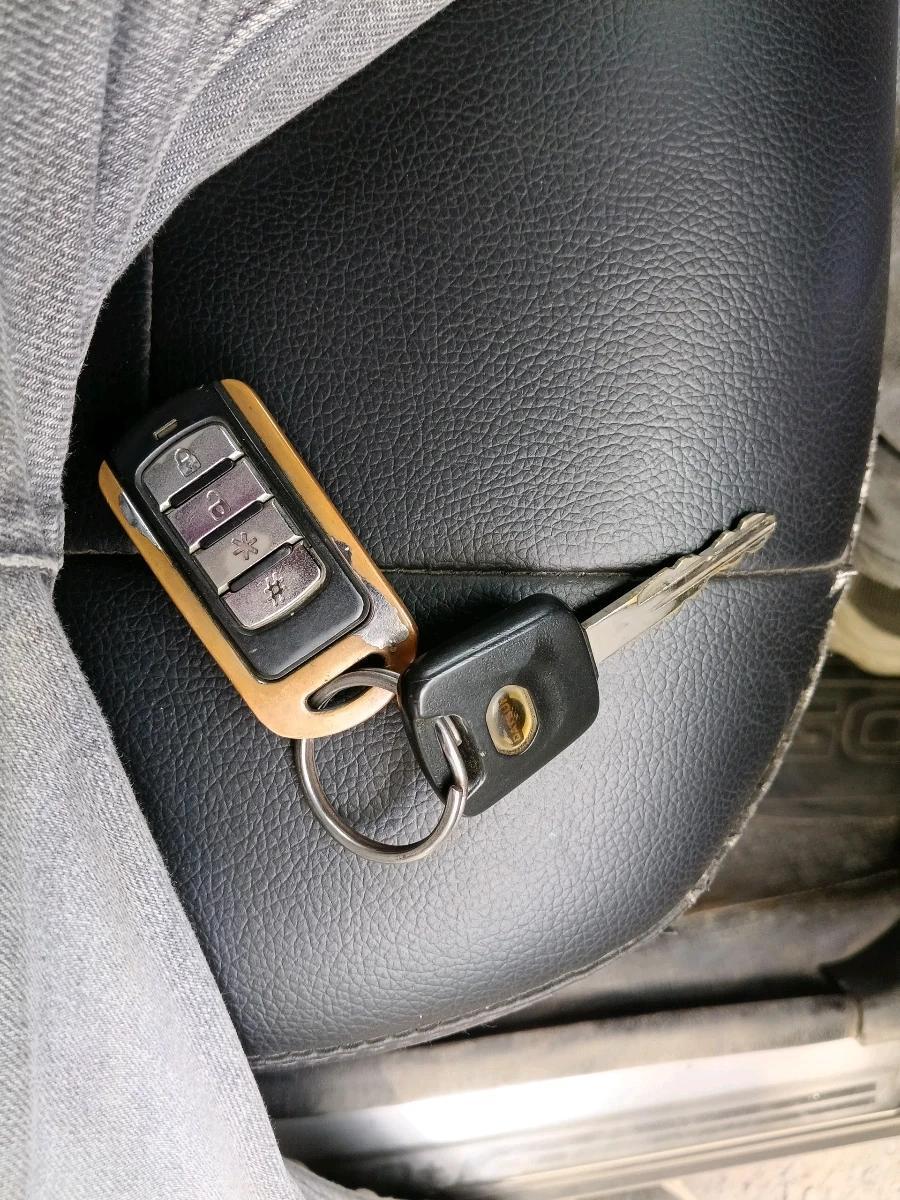 2016 Datsun Go Plus T, Petrol, Manual, 56,566 km, interior