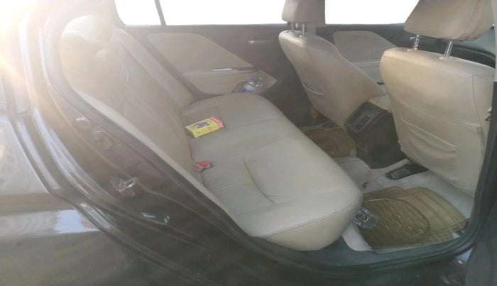 2015 Honda City 1.5L I-DTEC V, Diesel, Manual, 87,045 km, interior