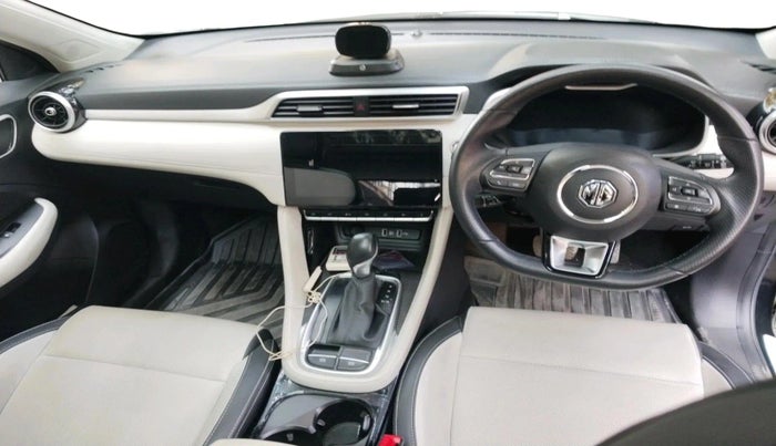 2022 MG ASTOR SHARP 1.5 CVT, Petrol, Automatic, 13,741 km, interior