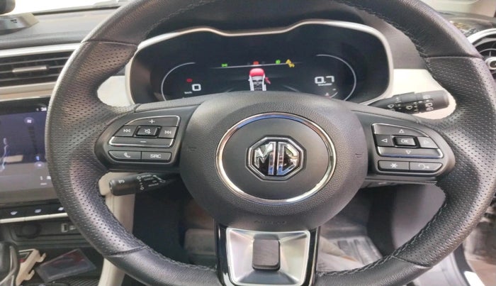 2022 MG ASTOR SHARP 1.5 CVT, Petrol, Automatic, 13,741 km, interior