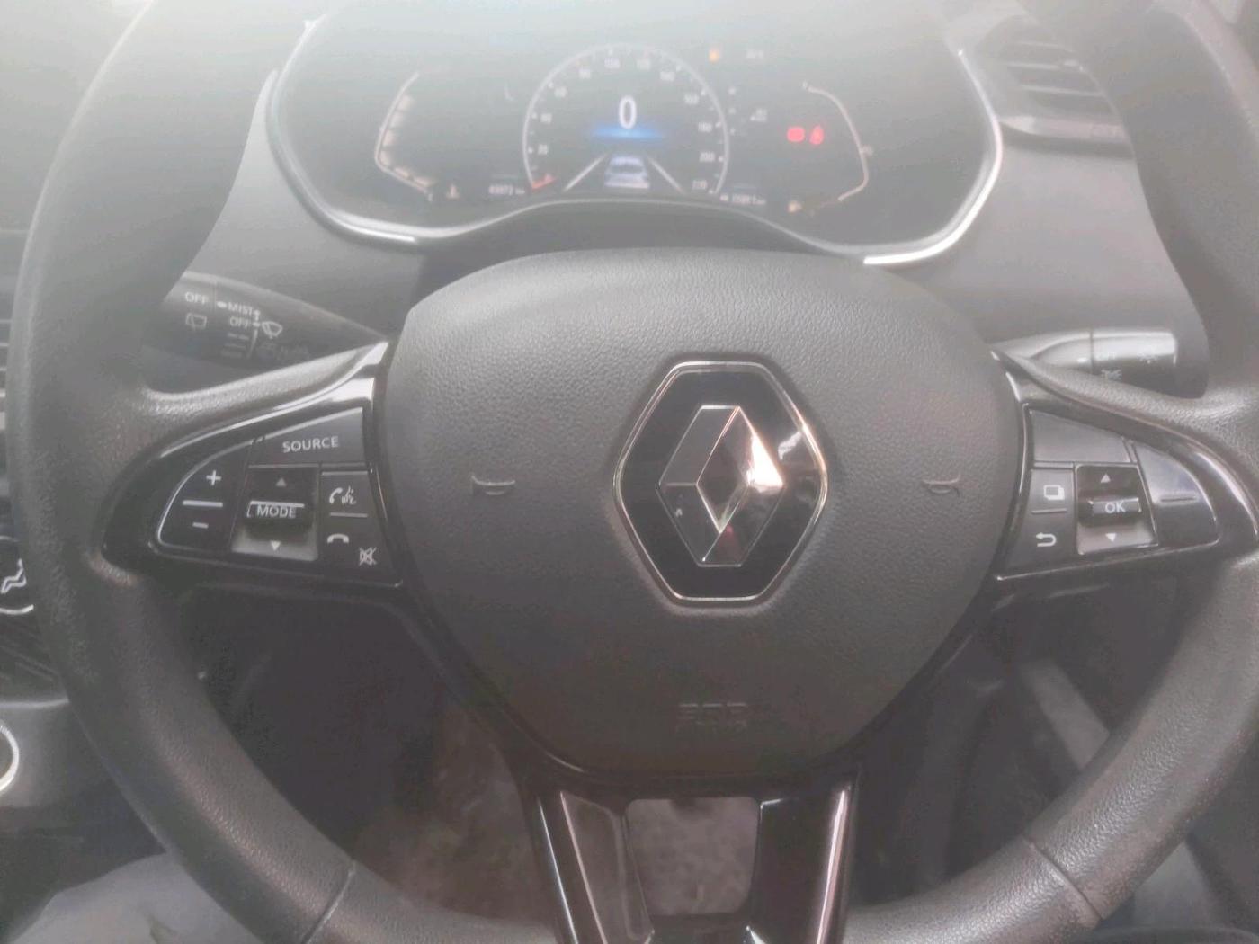 2022 Renault Kiger RXZ MT, Petrol, Manual, 43,072 km, interior