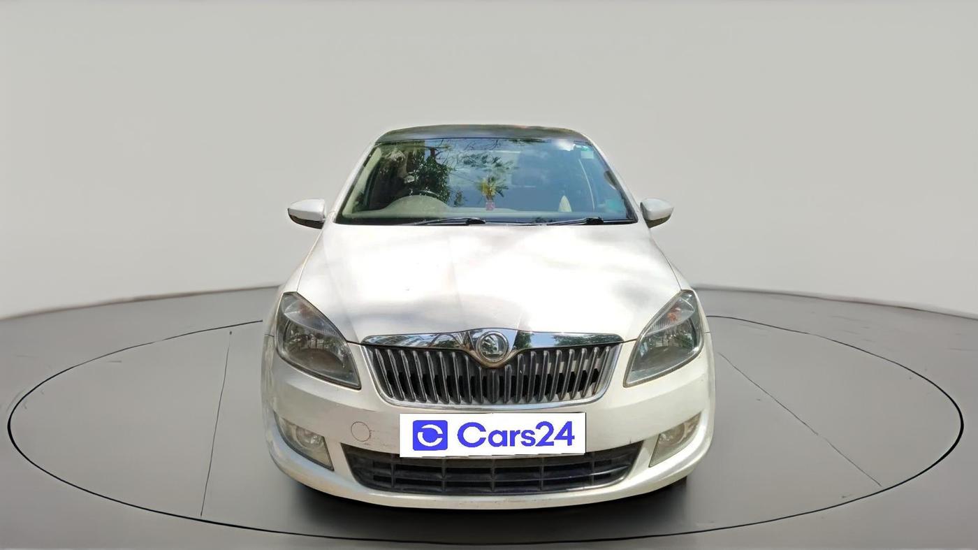 2015 Skoda Rapid AMBITION 1.6 MPI MT PLUS, Petrol, Manual, 49,224 km, exterior