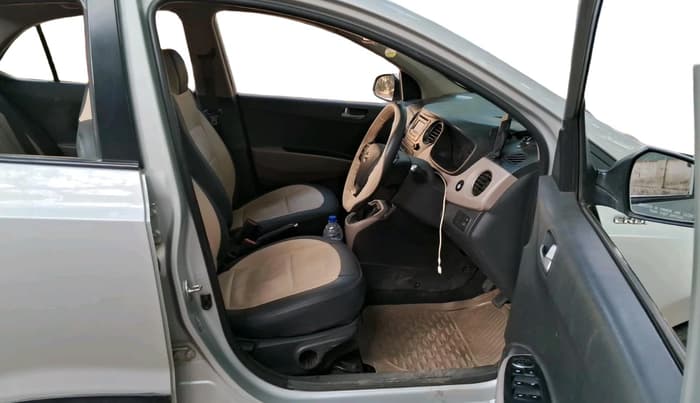 2014 Hyundai Xcent SX 1.1 CRDI, Diesel, Manual, 1,00,988 km, interior