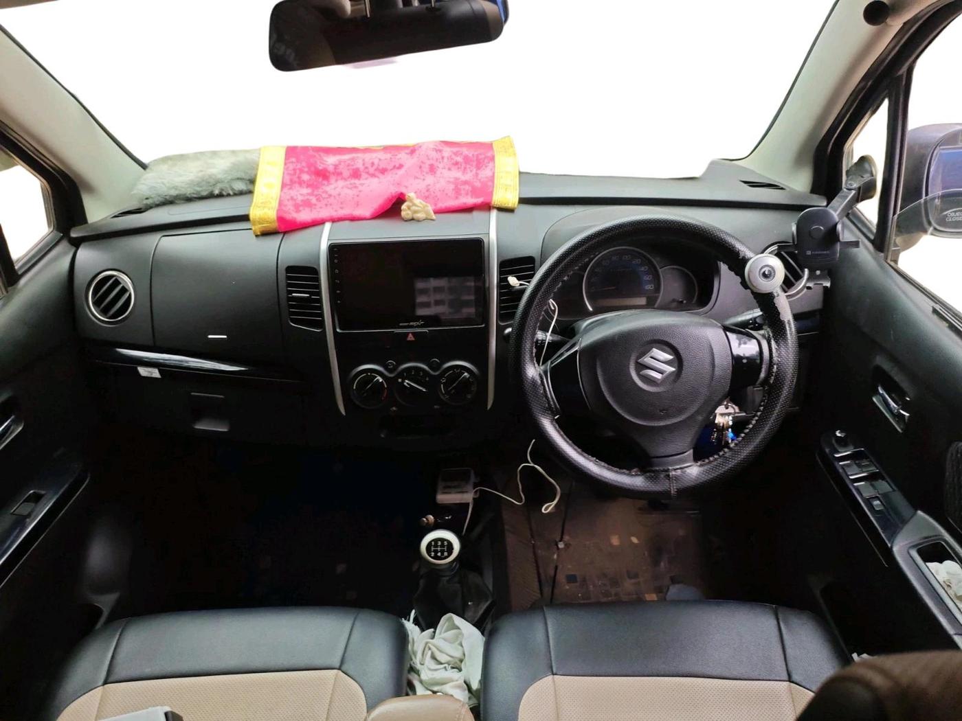 2014 Maruti Wagon R Stingray VXI, Petrol, Manual, 77,664 km, interior