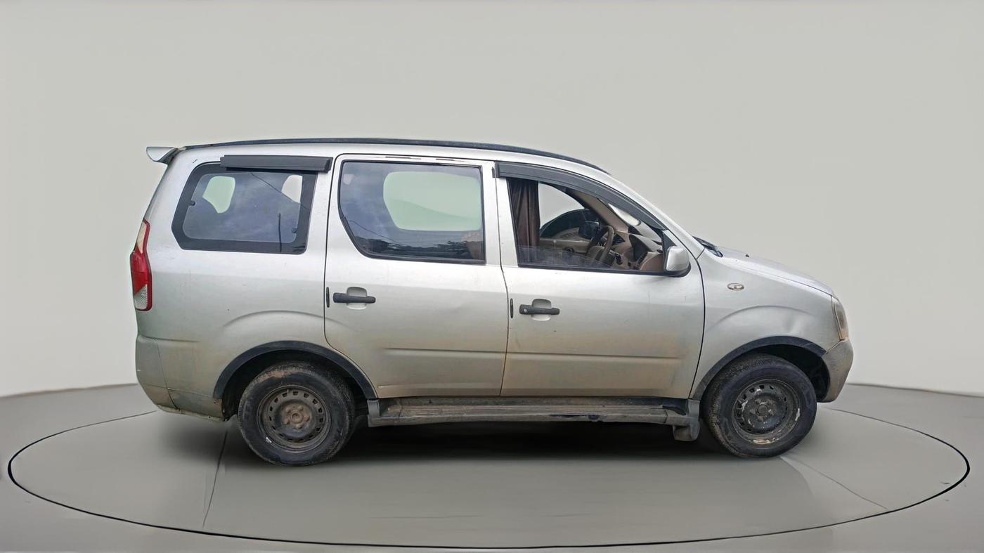 2013 Mahindra Xylo D4, Diesel, Manual, 1,33,022 km, exterior