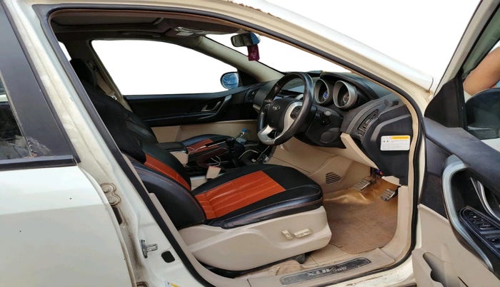 2016 Mahindra XUV500 W10, Diesel, Manual, 73,214 km, interior
